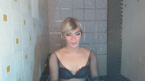 Shine online show from February 7, 9:15 pm