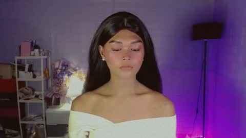 Kianna online show from April 17, 11:45 am