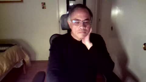 Asian Mixed Man online show from October 17, 5:06 pm