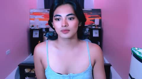 asianverstwink online show from April 19, 4:57 am