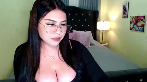 KIARA online show from October 3, 10:23 am