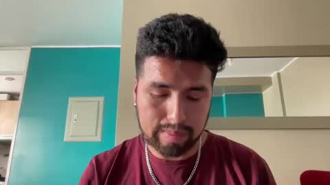 A S I L I O S   H A L L online show from October 17, 5:39 pm