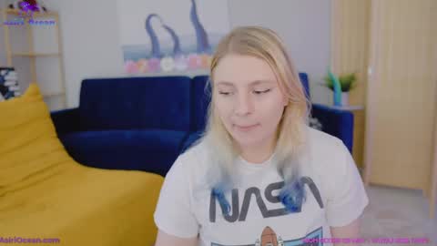 Asiri   pronounced Ah-siri Please no nicknames   3 online show from June 1, 3:57 pm