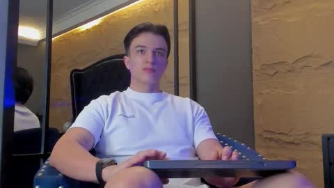 Aslan  online show from April 1, 3:40 am