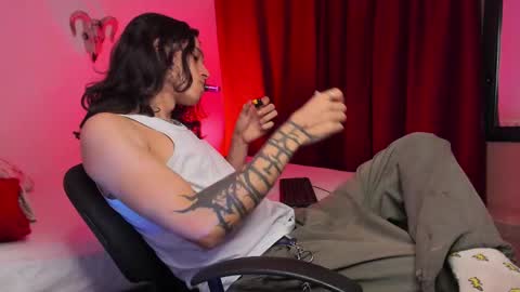 asmodeuszz online show from February 19, 5:27 am