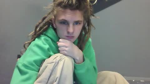 Snapshot of asphalt_surfer chatting on October 24, 3:24 pm asphalt surfer online show from October 24, 3:24 pm