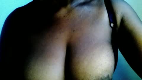 ass_elbonypussy online show from June 18, 9:25 am