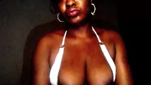 ass_elbonypussy online show from May 25, 6:52 am