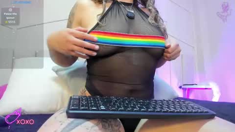 Snapshot of asshley_tyler chatting on September 10, 2:51 pm ash online show from September 10, 2:51 pm