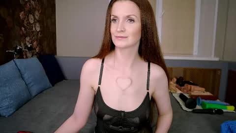 assprincesshot online show from June 5, 11:32 pm