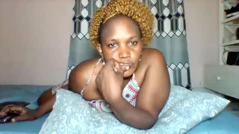 FLORAH DANIEL online show from March 15, 7:17 pm