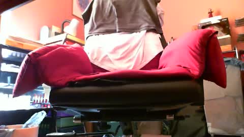 astiff1foru online show from March 3, 2:28 pm