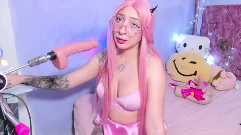 Kitty online show from October 23, 3:30 am