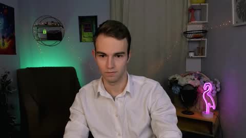 astren online show from January 16, 8:07 pm