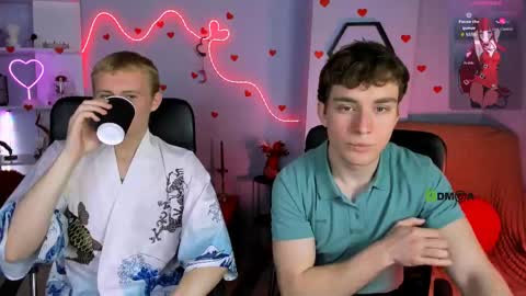 astren online show from April 25, 9:11 am