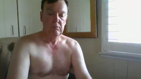 astute008 online show from February 20, 12:10 am