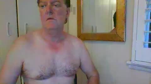 astute008 online show from December 16, 8:20 am