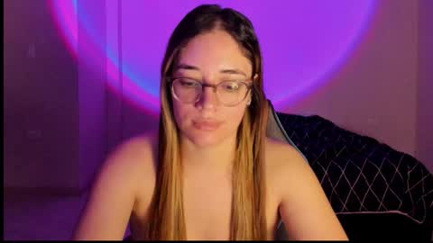 atenas online show from October 18, 9:35 am