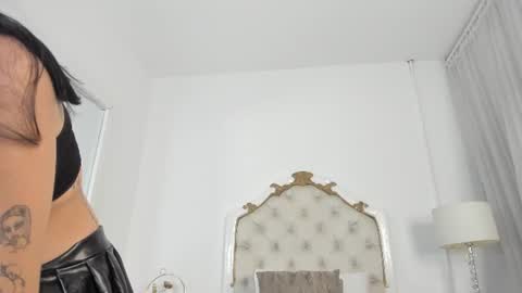 atenea lux online show from June 15, 2:58 am