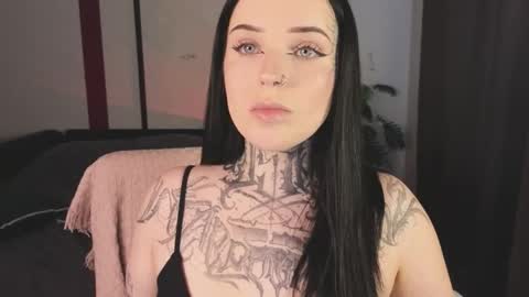 online every day between 10am-23pm online show from November 28, 6:54 am