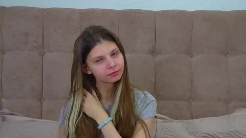 Audrey online show from March 24, 6:19 am