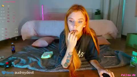 audreydevil online show from September 26, 11:07 am