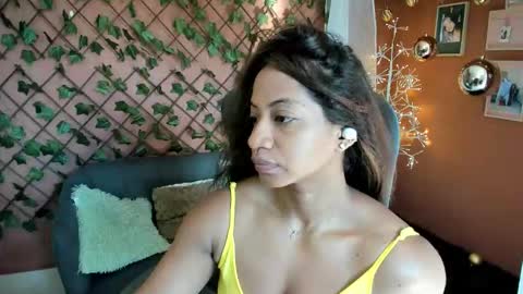 Audry online show from November 9, 1:36 pm