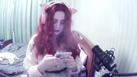 Snapshot of augustinefegett chatting on October 26, 6:29 pm Emiko online show from October 26, 6:29 pm