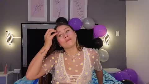 aura verde online show from March 9, 7:51 pm