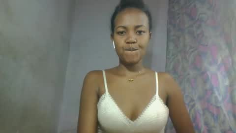 aurelie08 online show from May 23, 10:22 am