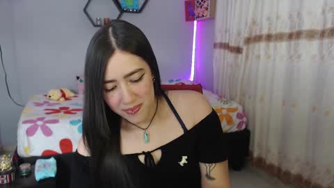 Snapshot of aurora_shy_ chatting on January 16, 3:56 am Aurora  online show from January 16, 3:56 am