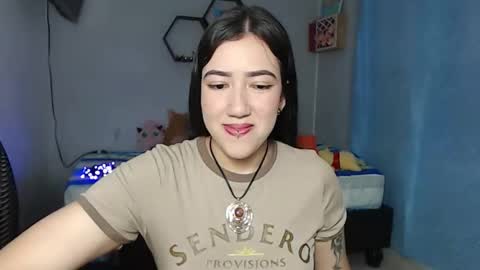 Snapshot of aurora_shy_ chatting on October 26, 11:48 pm Aurora  online show from October 26, 11:48 pm