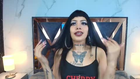 Aurora Diaz online show from May 26, 12:00 pm