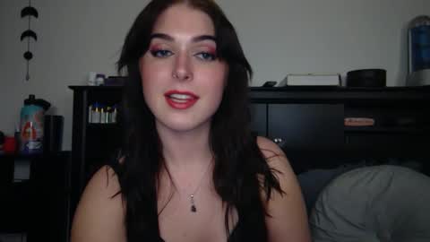 auroralightz1 online show from October 2, 3:27 am