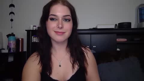 auroralightz1 online show from September 24, 5:03 am