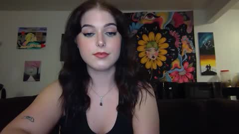 auroralightz1 online show from September 29, 1:48 am