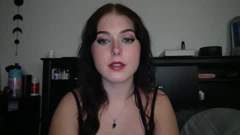 auroralightz1 online show from September 20, 2:25 am