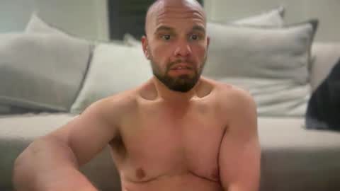 aussieboycal online show from May 9, 1:06 pm