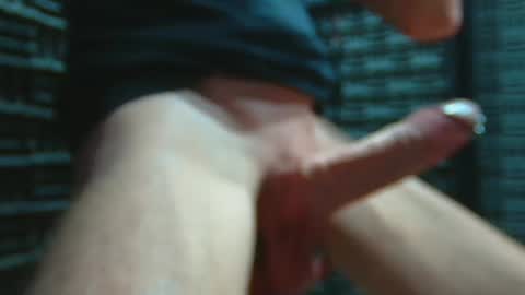 Snapshot of aussieraz chatting on March 9, 9:13 am aussieraz online show from March 9, 9:13 am