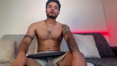 AustinTorres  online show from March 18, 1:11 am