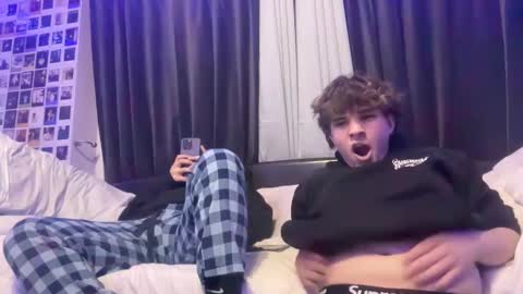 austinwoods2 online show from March 9, 4:38 am