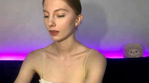 Annie online show from September 19, 5:38 pm