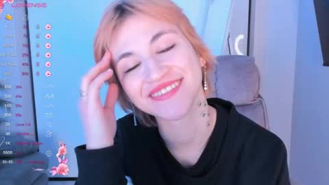 Alice online show from April 22, 4:03 pm