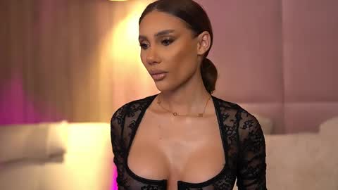 Ava online show from February 2, 11:21 pm