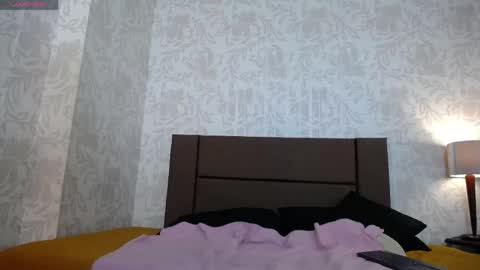 Ava  online show from April 21, 6:59 pm