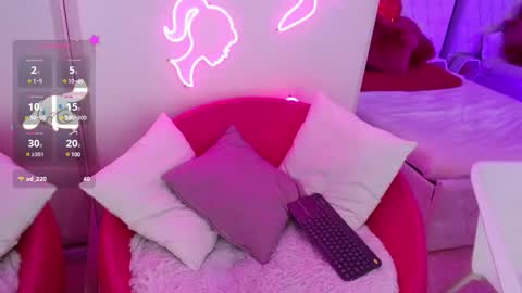 AVA online show from February 26, 1:22 pm