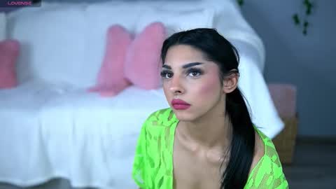 Ava online show from March 12, 8:45 pm