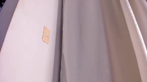 Snapshot of avaline_blanc chatting on February 13, 1:08 am Avaline Help me reach 100 likes TRANSMISSION EVERY DAY FROM 39 PM online show from February 13, 1:08 am