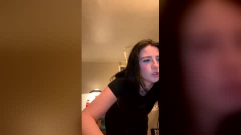 avallanchee online show from April 29, 4:17 am