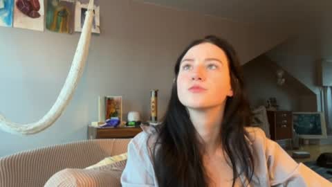 avallanchee online show from May 14, 12:31 am
